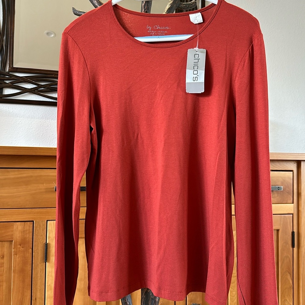 New Chico’s red ochre top, size 1/M